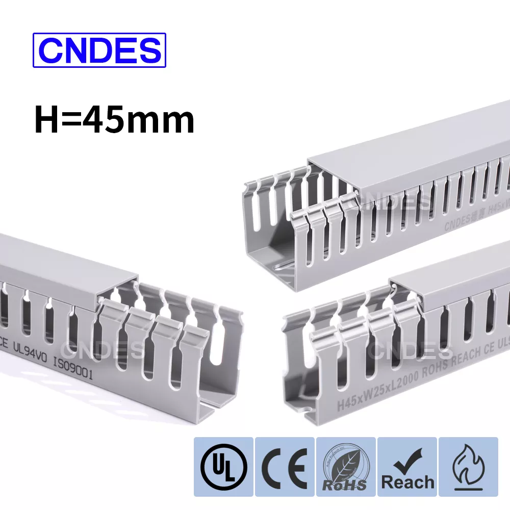 45 mm hoher, geschlitzter PVC-Drahtabdeckungskanal