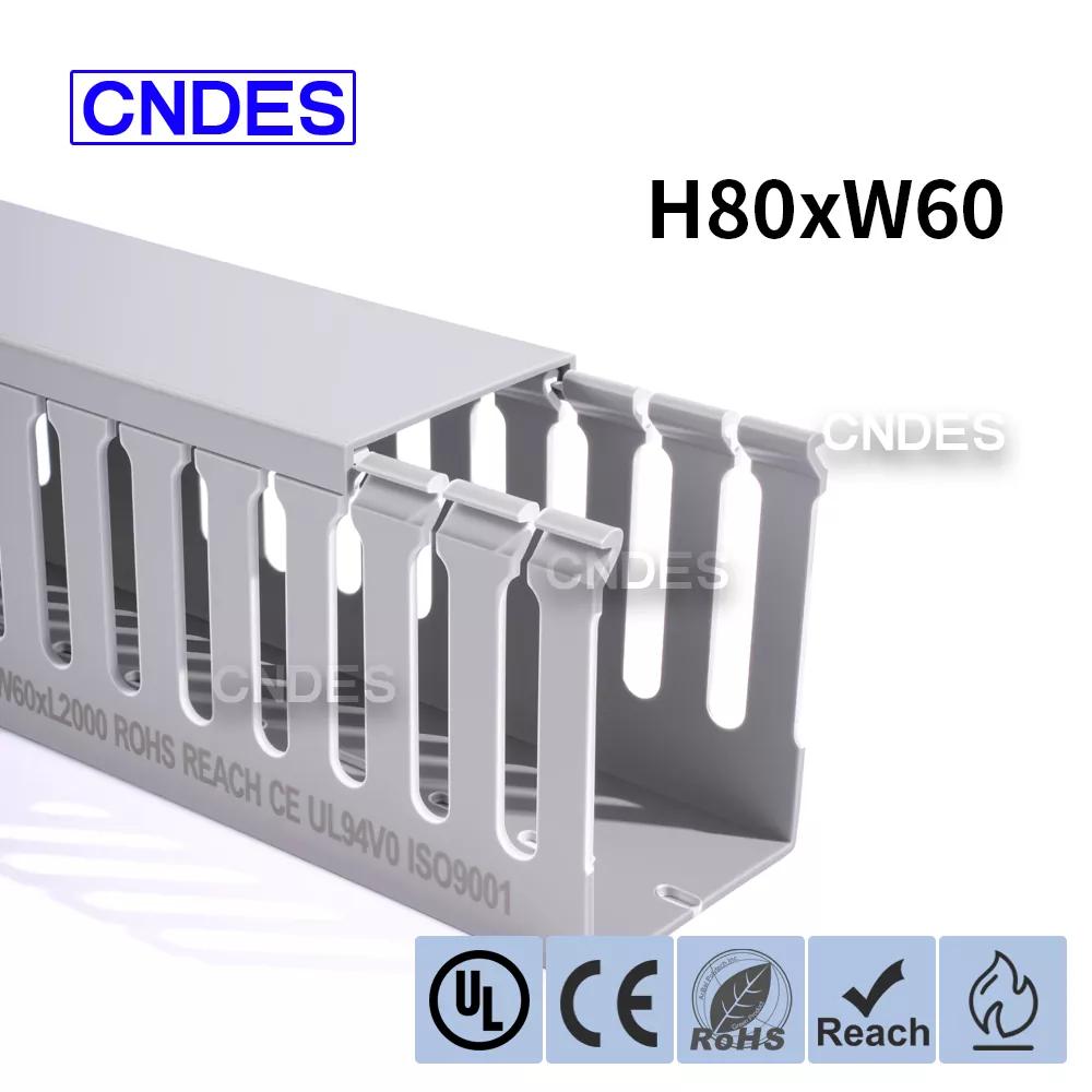 80×60 gelisteter geschlitzter PVC-Verkabelungskanal